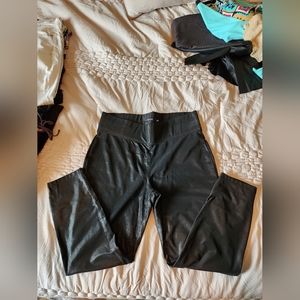 Womens Faux Leather Leggings- Large